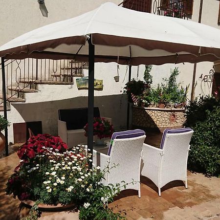 Bed And Breakfast Casale Isorella San Gemini Exterior foto