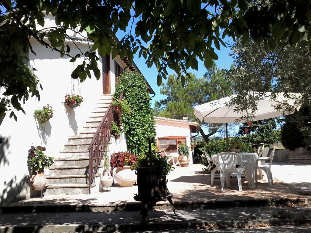 Bed And Breakfast Casale Isorella San Gemini Exterior foto